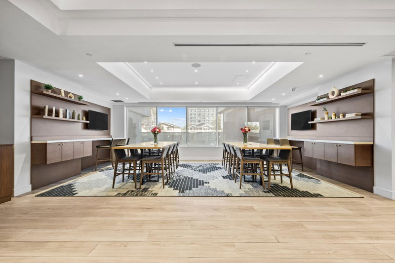DoubleTree by Hilton New York JFK Airport, Queens, United States