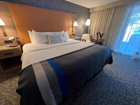 Riverhouse Lodge, Bend, United States