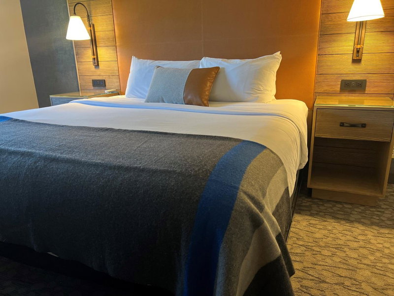 Riverhouse Lodge, Bend, United States