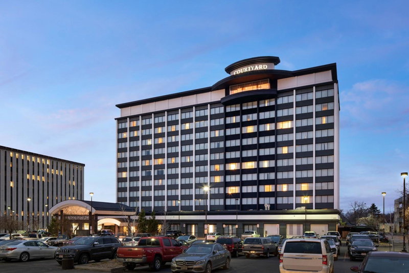Courtyard by Marriott Denver Cherry Creek, Denver, United States