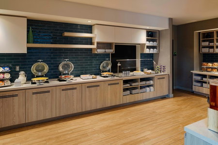 Hyatt House Columbus OSU Short North, Columbus, United States