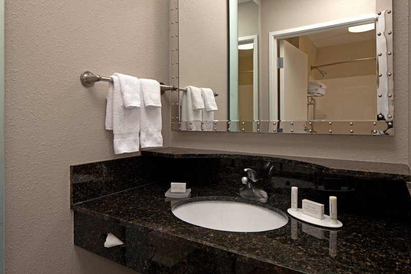 SpringHill Suites by Marriott Baltimore Downtown/Inner Harbor, Baltimore, United States