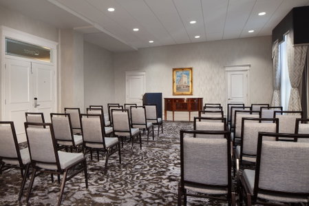 Le Pavillon, New Orleans, a Tribute Portfolio Hotel by Marriott, New Orleans, United States
