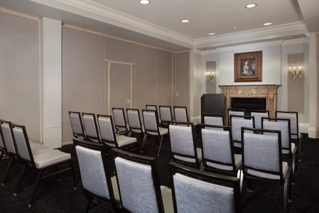 Le Pavillon, New Orleans, a Tribute Portfolio Hotel by Marriott, New Orleans, United States