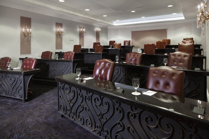 Le Pavillon, New Orleans, a Tribute Portfolio Hotel by Marriott, New Orleans, United States