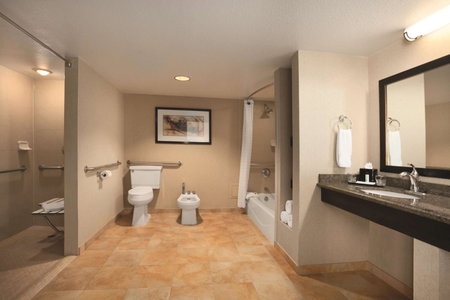 Embassy Suites by Hilton Phoenix Tempe, Tempe, United States