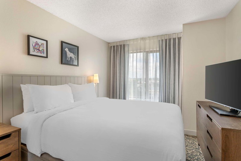 Sonesta ES Suites San Antonio Downtown Alamo Plaza, San Antonio, United States