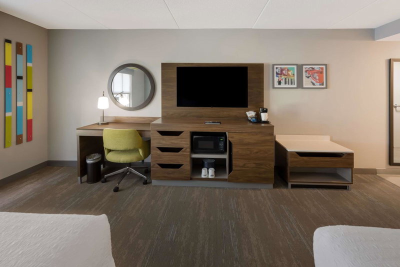 Hampton Inn and Suites Fredericksburg, Fredericksburg, United States