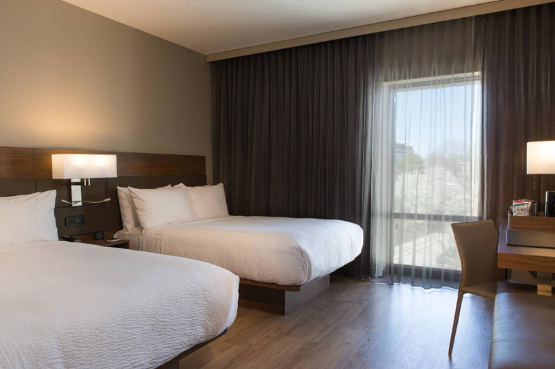AC Hotel Kansas City Plaza, Kansas City, United States