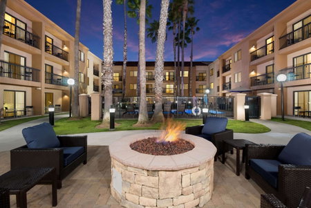 Sonesta Select Huntington Beach Fountain Valley, Huntington Beach, United States