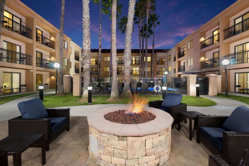 Sonesta Select Huntington Beach Fountain Valley, Huntington Beach, United States