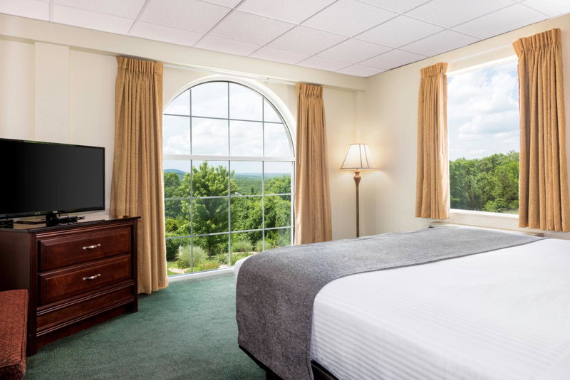 Savannah House Hotel, Branson, United States