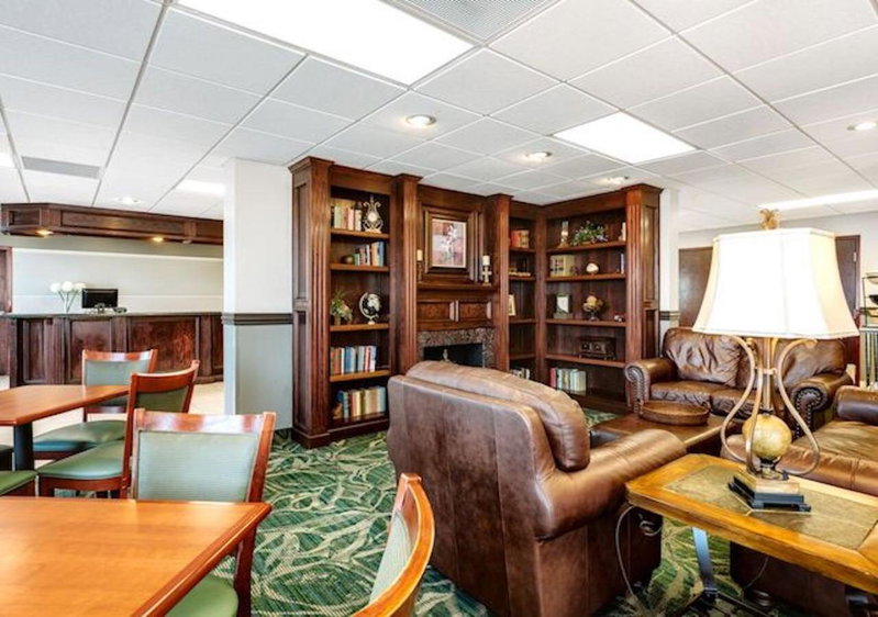 Savannah House Hotel, Branson, United States