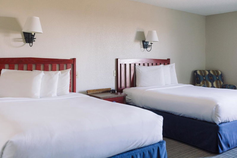 Wildwood Lodge & Suites, Clive, United States