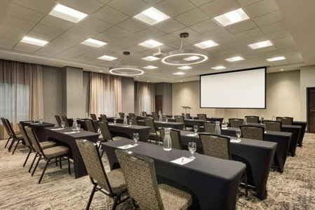 Embassy Suites by Hilton Atlanta Alpharetta, Alpharetta, United States