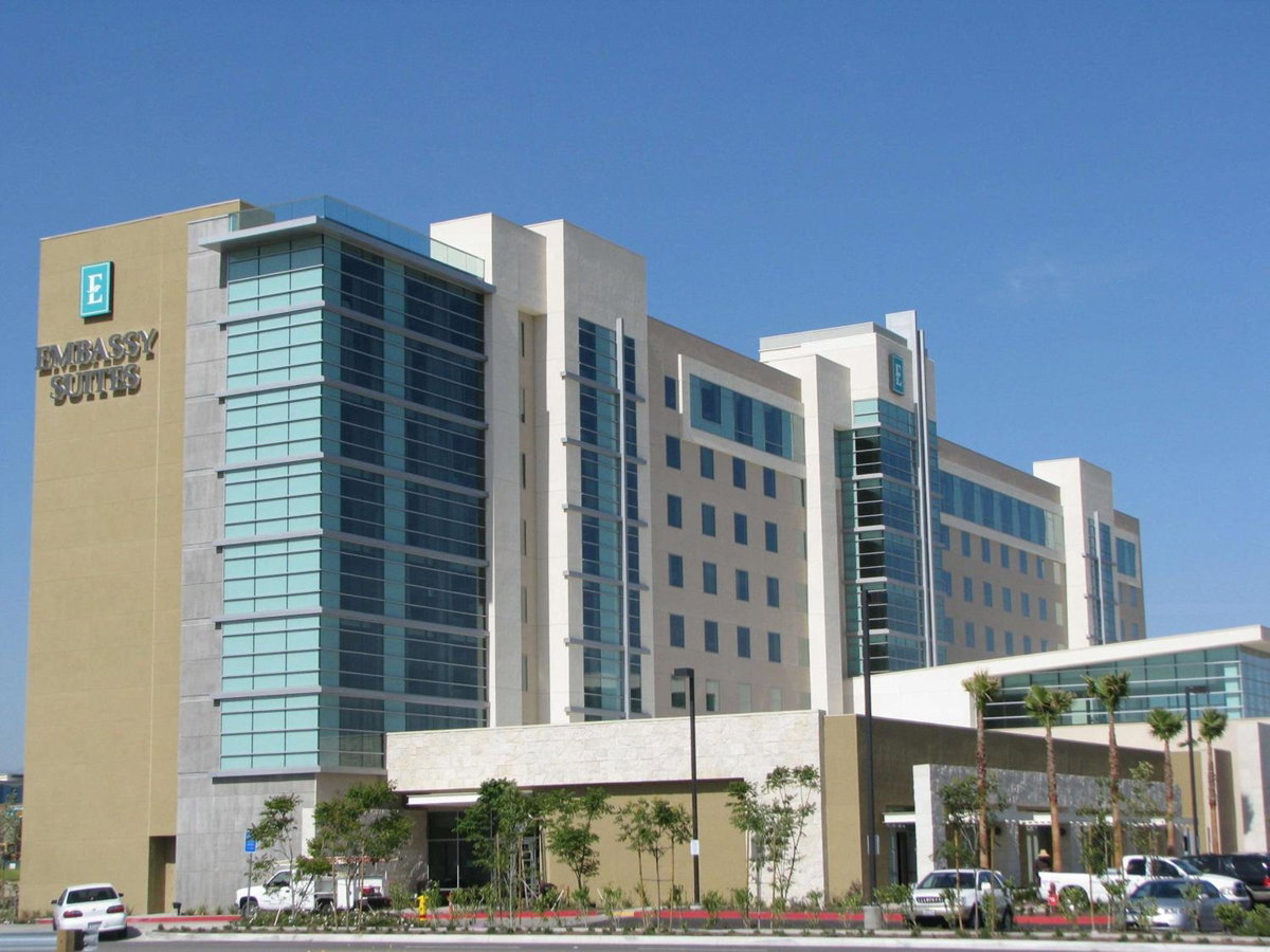 Hotel · Embassy Suites Ontario - Airport, Ontario