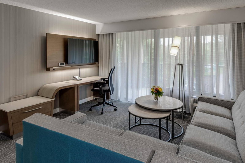 Courtyard by Marriott Portsmouth, Portsmouth, United States