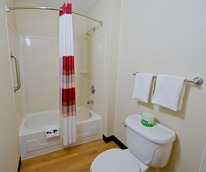 Red Roof Inn Boston - Southborough/Worcester, Southborough, United States