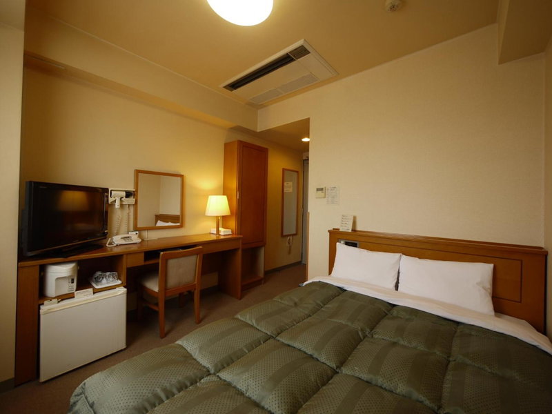 Hotel Route-Inn Yokkaichi, Yokkaichi, Japan