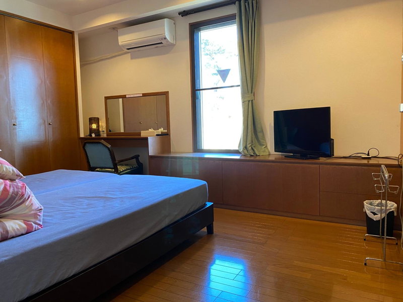 Atami Onsen Guest House Megumi 5 minutes walk from Atami Station, Atami, Japan