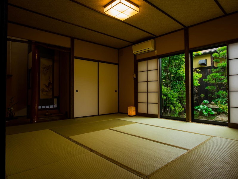 Yurari Rokumyo, Yufu, Japan