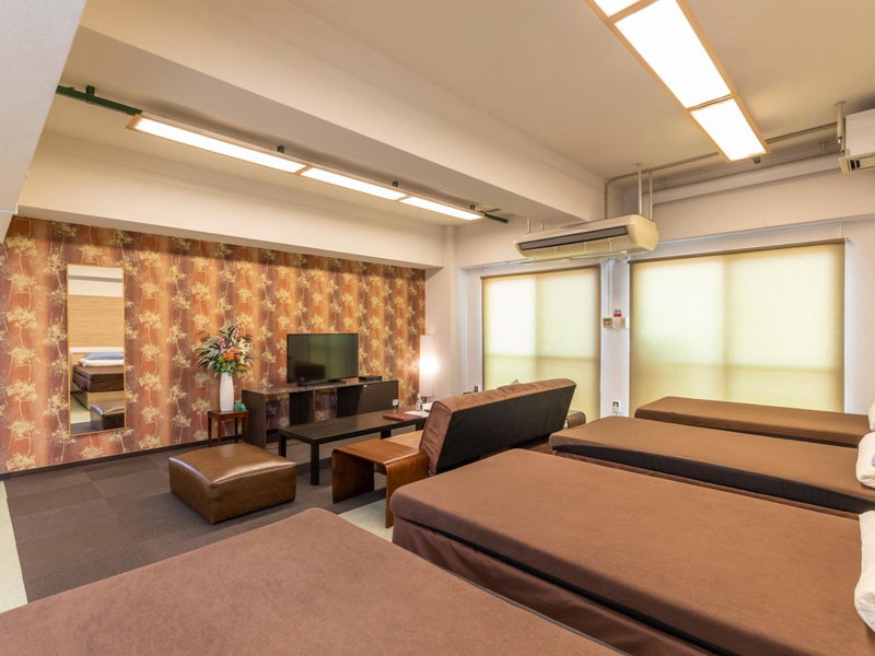 Omotenashi Hostel Miyajima, Hatsukaichi, Japan