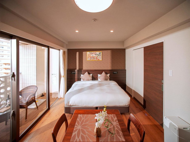 Smart Condo Tomari, Naha, Japan