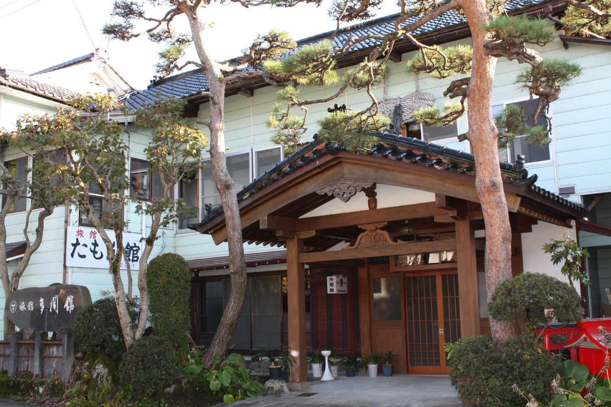 Tamonkan, Japan