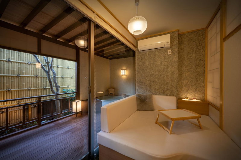 Hohoemino Kuyufu Tsuruya, Tendo, Japan