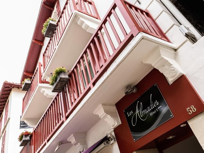 Hotel Almadies, Saint-Jean-de-Luz, France