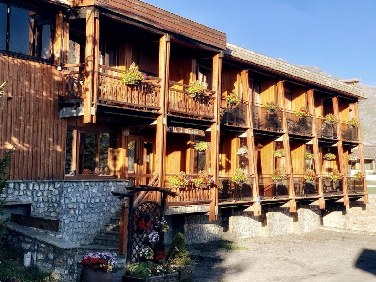 Hotel · Hotels Les Catrems & Le Montagnou, Orcières