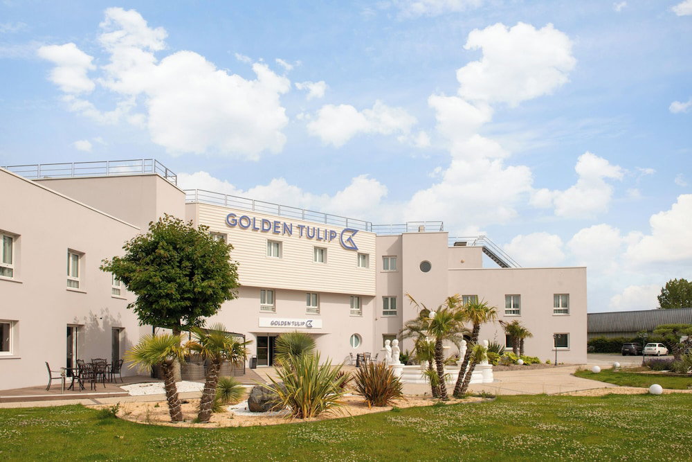 Hotel · Golden Tulip Dieppe, Saint-Aubin-sur-Scie