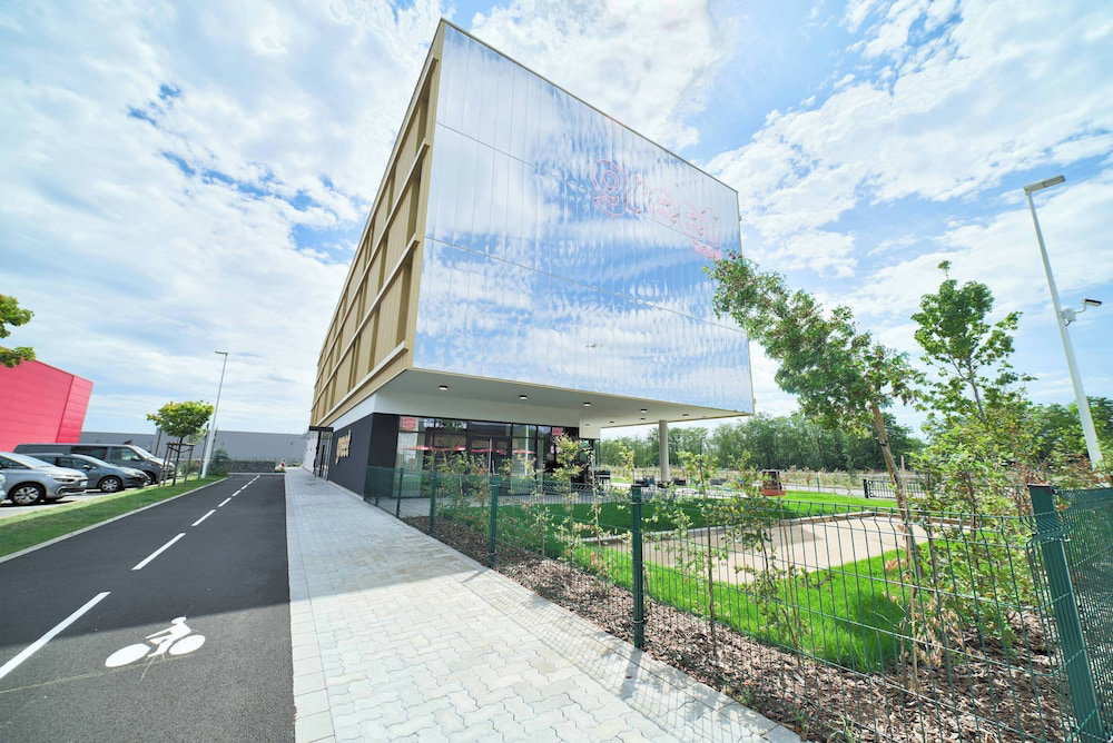 Greet Hotel Cernay Mulhouse, France