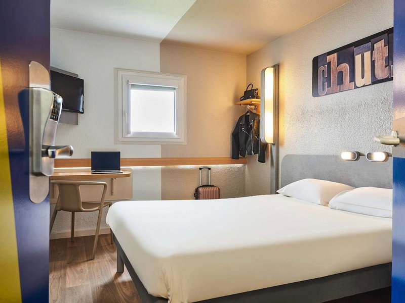 ibis budget Versailles Chateau Saint Cyr, Saint-Cyr-l'Ecole, France