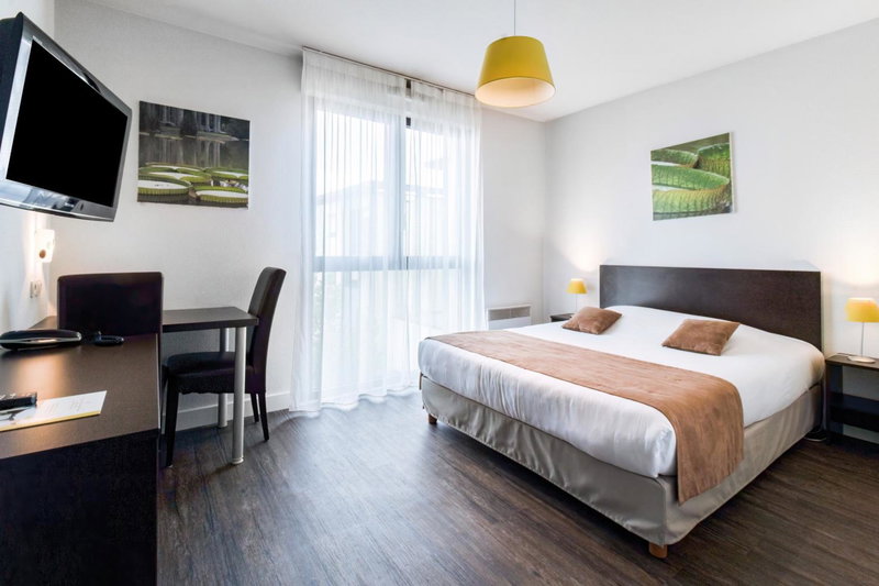 All Suites Appart Hôtel - Pau - Zénith, Pau, France