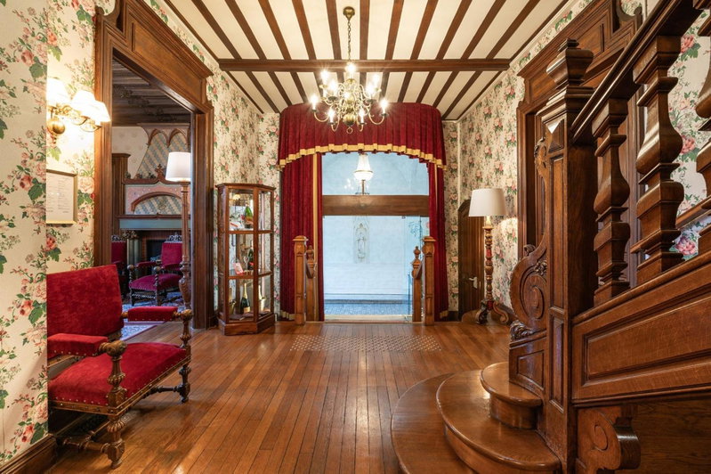 Grand Hôtel Des Templiers, Reims, France