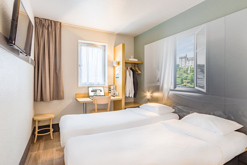 B&B HOTEL Tours Nord 2 La petit Arche, Tours, France