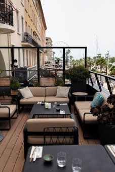 Hôtel Restaurant Le Touring, Saint-Raphael, France