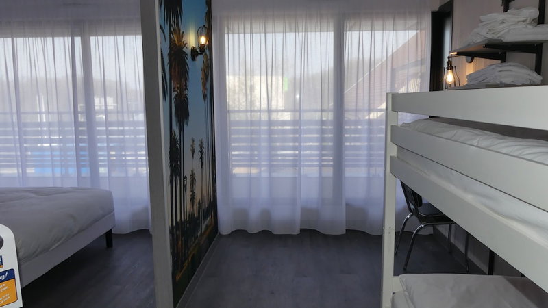 Break Hotel, Vierzon, France