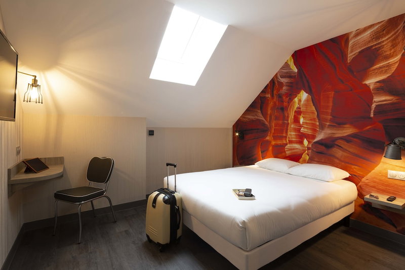Break Hotel, Vierzon, France