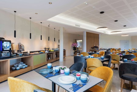 Brit Hotel Privilège Paris - Rosny, Rosny-sous-Bois, France