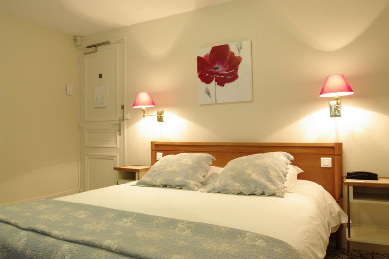 Grand Hotel de L'Univers, Amiens, France
