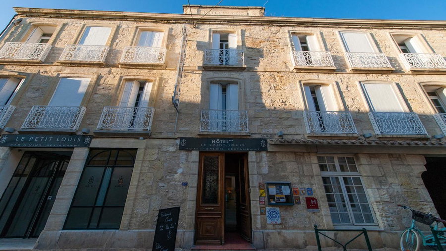 Hotel Saint Louis - Au Coeur des Remparts, Aigues-Mortes, France