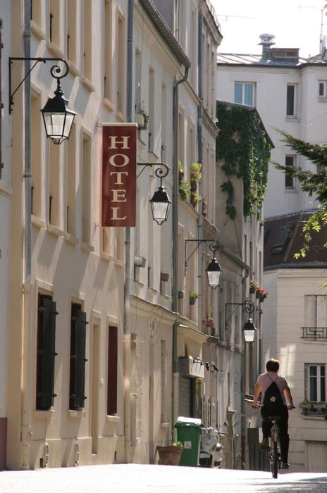 Hôtel du Roussillon, Paris, France