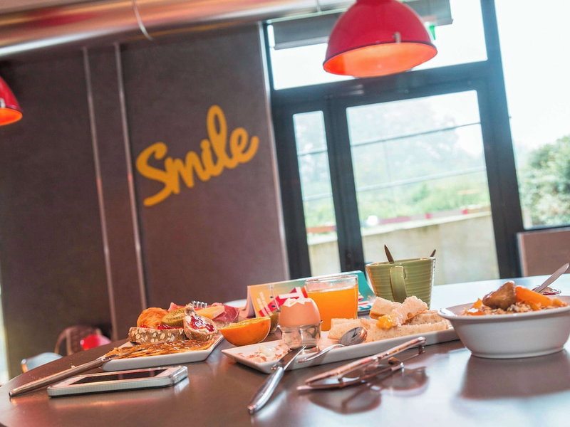 Ibis Styles Vierzon, Vierzon, France