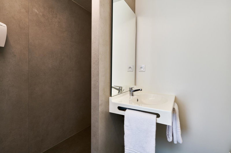 Première Classe La Roche Sur Yon - Vendéspace, Mouilleron-le-Captif, France