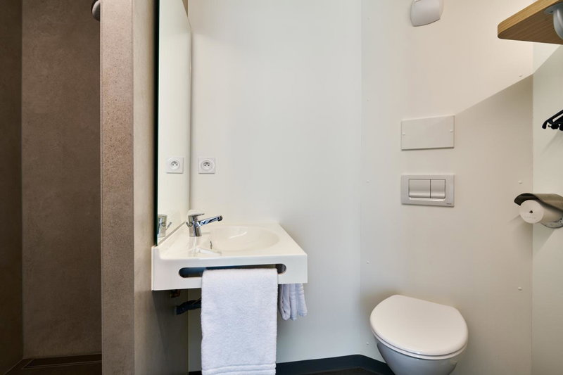 Première Classe La Roche Sur Yon - Vendéspace, Mouilleron-le-Captif, France