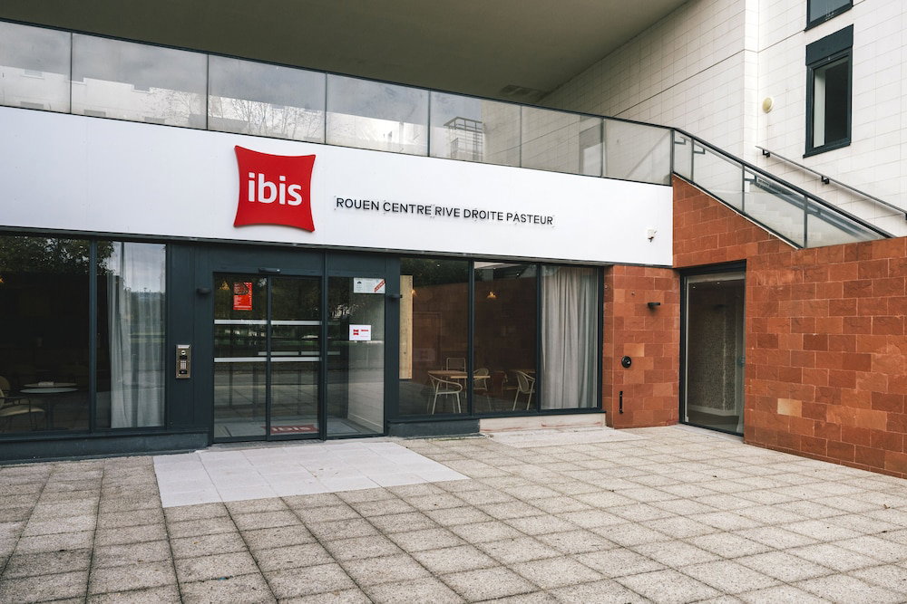Hotel · Ibis Rouen Centre Rive Droite Pasteur, Rouen