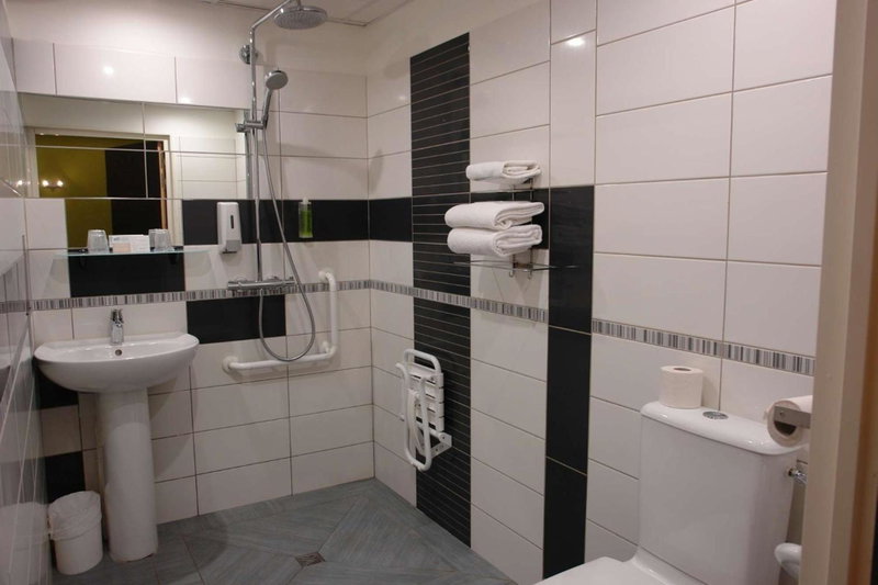 Brit Hotel Confort Rouen Centre, Rouen, France