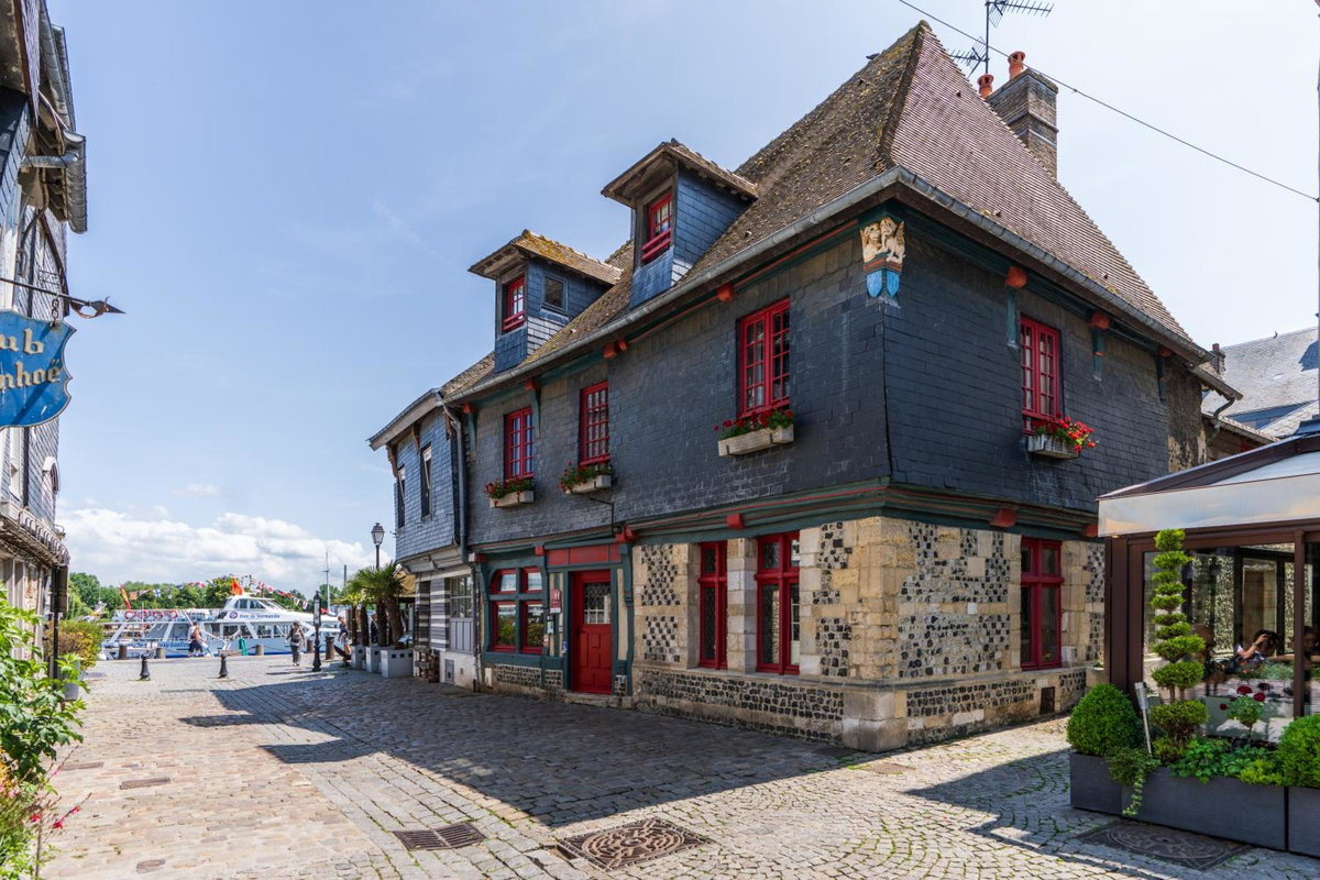 Hotel · L'Absinthe Hôtel, Honfleur